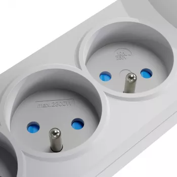 GETFORT 5-voudige overspanningsbeveiliging stekkerdoos met 2 USB-oplaadaansluitingen, 5m kabel, grijs