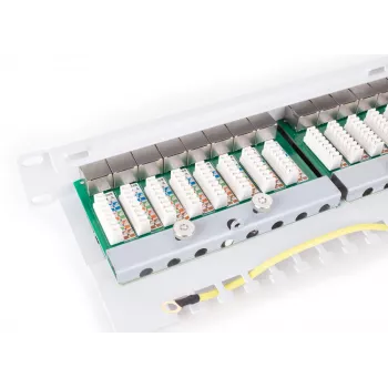GETFORT PGF-6FTP24-B6-G patchpanel FTP CAT.6 24 poorten grijs 1U rackmontage