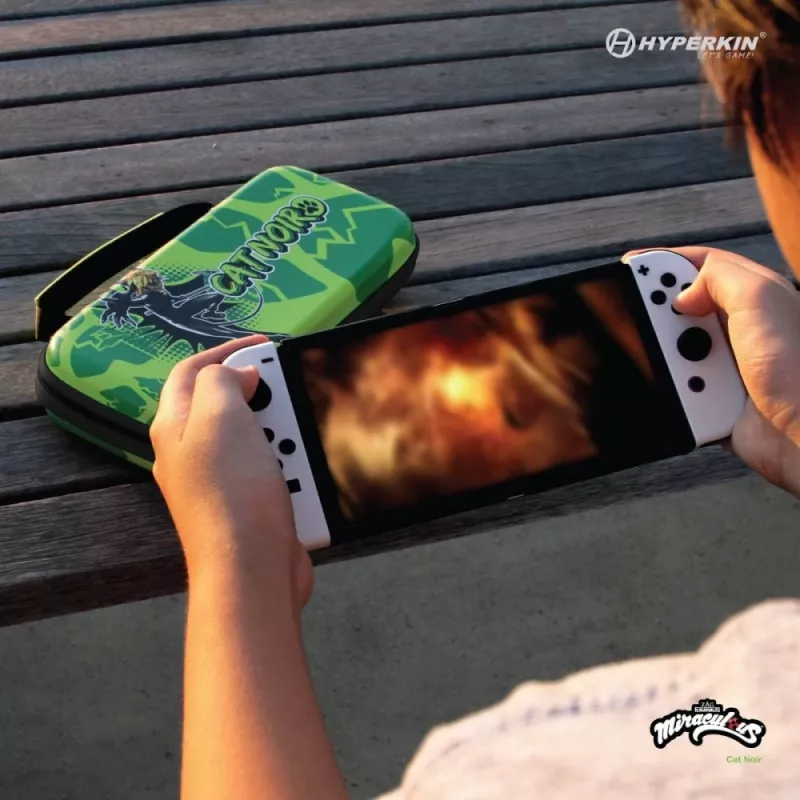 Hyperkin M07541-MTCN harde schaal, groen, veelkleurig, PEVA, voor Nintendo Switch Lite, schokbestendig, waterafstotend, draagtas