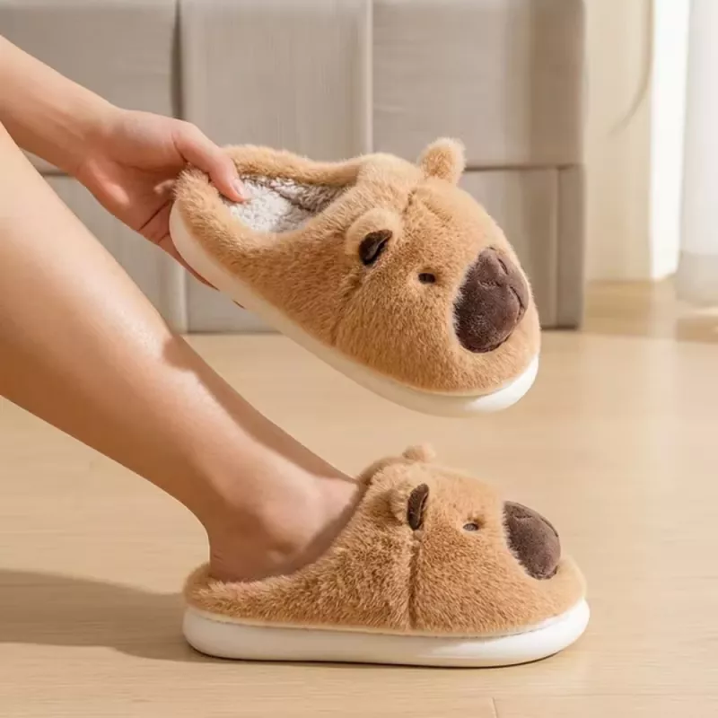 LEAN pluche capybara slippers met oren warm zacht beige maat 32-33