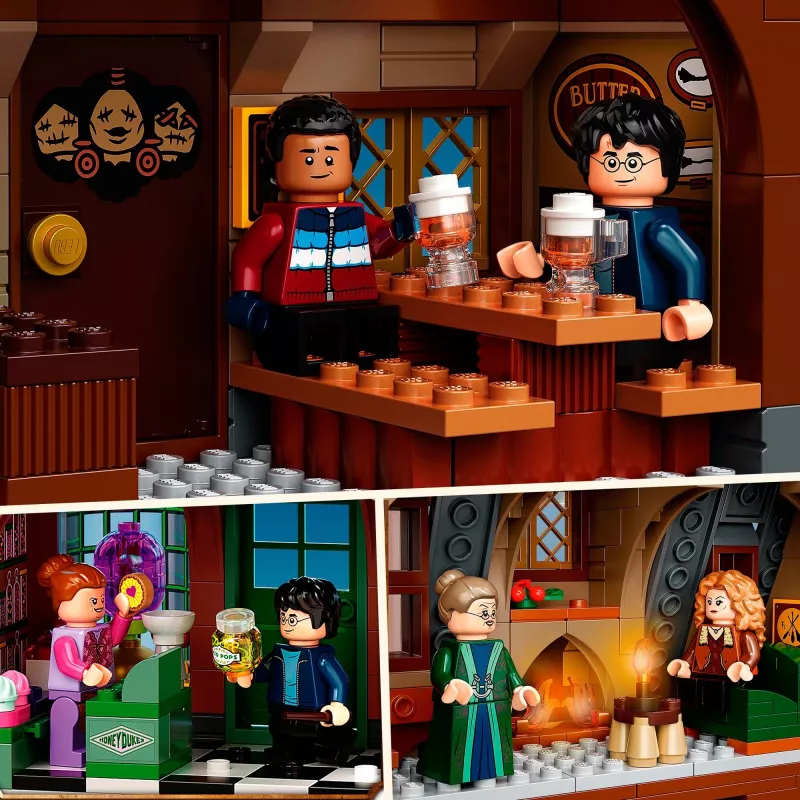 LEGO Harry Potter Bezoek aan Hogsmeade 76388 bouwset (851 onderdelen)