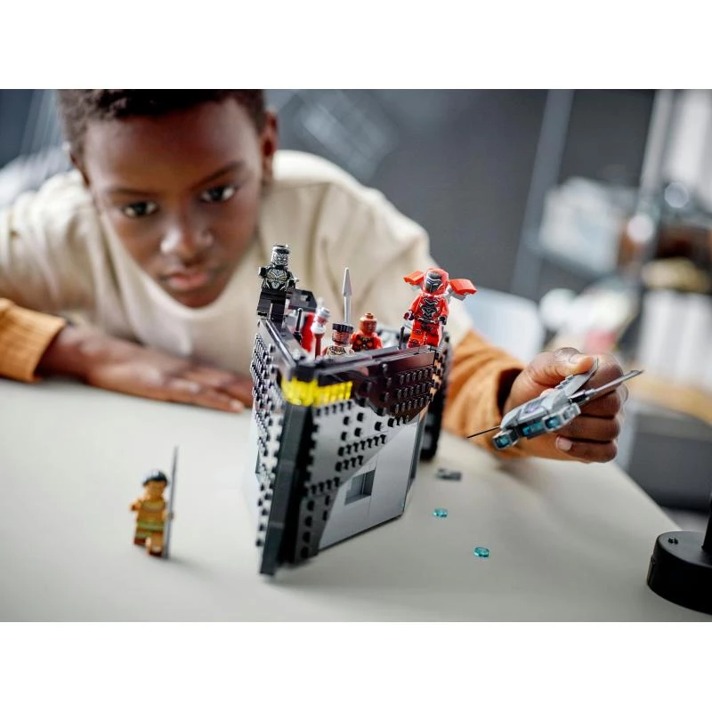 LEGO Marvel Black Panther: Strijd op het water (76214)