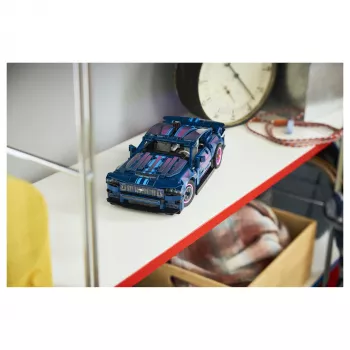LEGO Technic 42236 Ford Mustang GT Custom Garage racewagen bouwset - 544 onderdelen, 2 pull-back-motoren, AR-app, vanaf 9 jaar