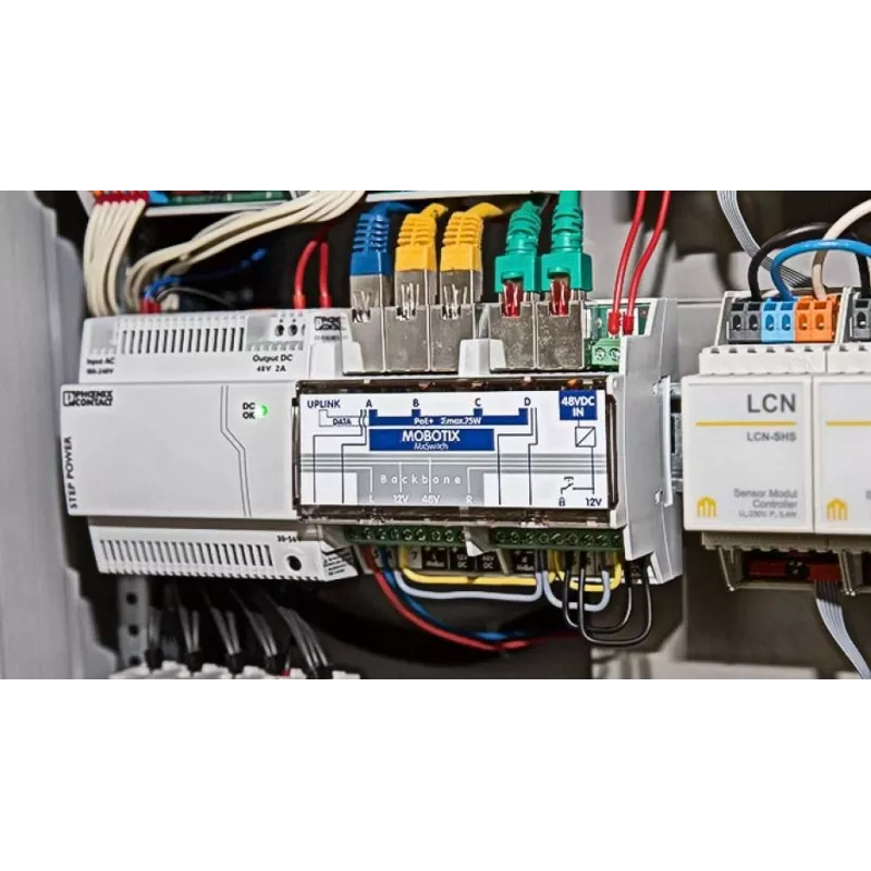 MOBOTIX MX-SWITCH1 - netwerkswitch - 4 x 10/100 (PoE+) - DIN-rail
