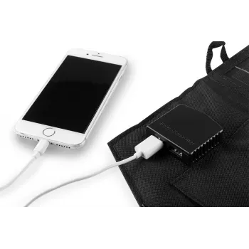 NEO TOOLS 15W opvouwbare zonne-oplader met USB-A- en USB-C-uitgangen, monokristallijn paneel, IPX4 waterbestendig, zwart