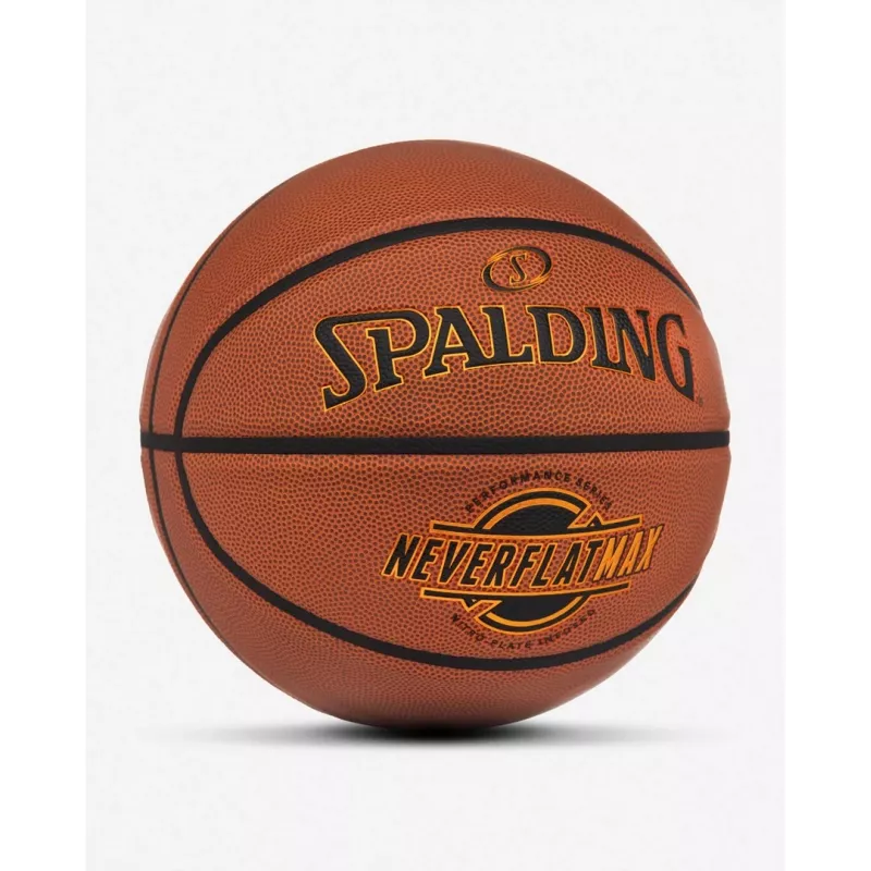 Spalding Neverflat Max indoor/outdoor basketbal, bruin