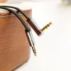 UGREEN AV119 haakse 3,5-mm platte aux-kabel 1,5 m - zwart/zilver